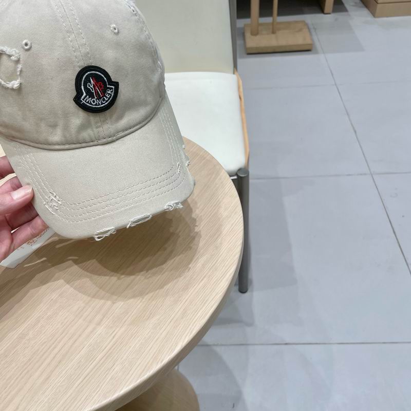 Moncler cap (32)