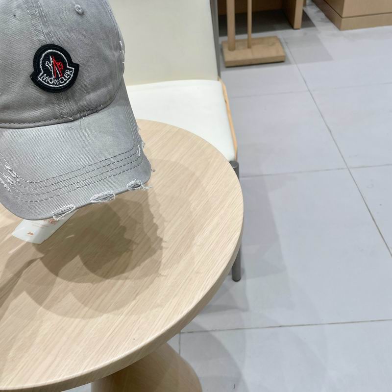 Moncler cap (6)