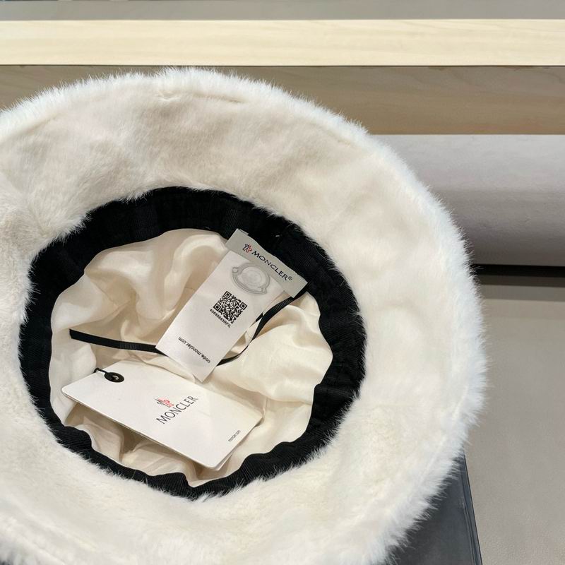 Moncler hat (10)