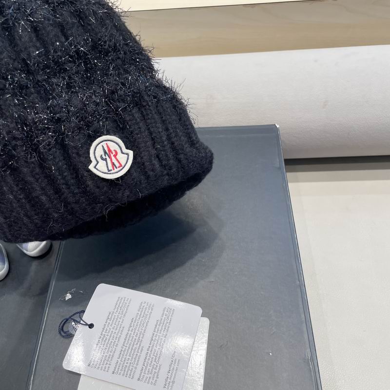 Moncler hat (100)