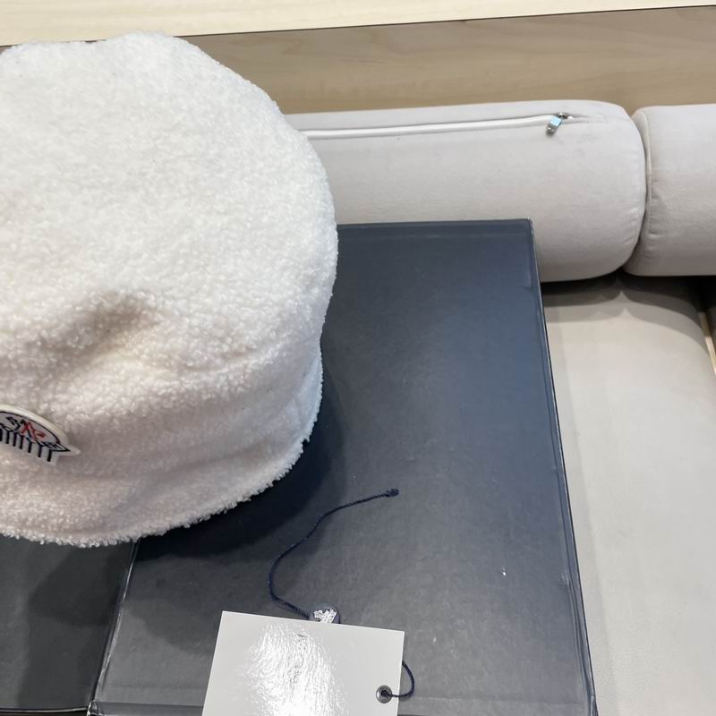 Moncler hat (109)