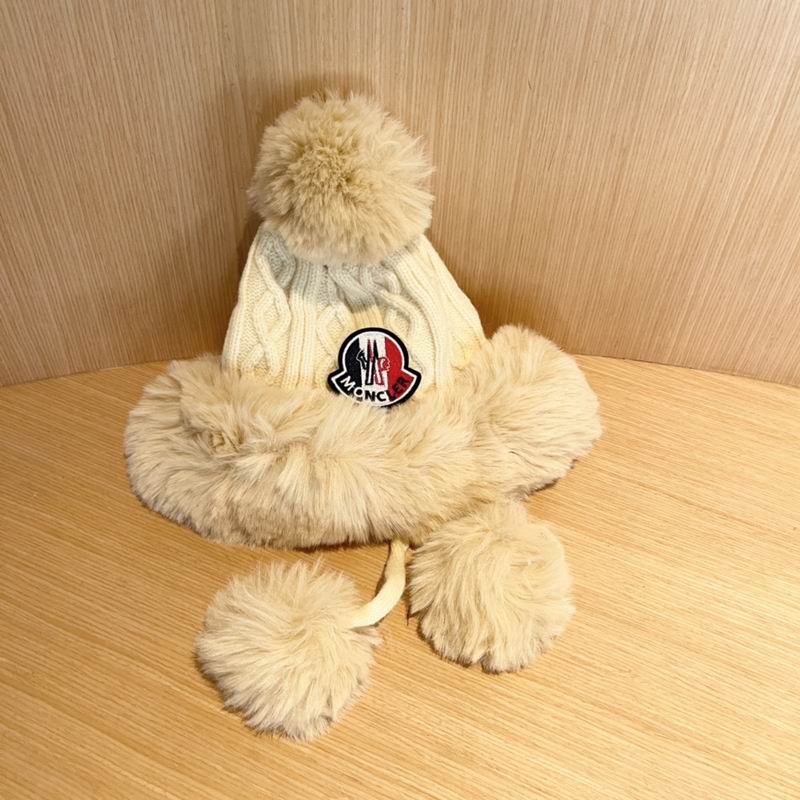 Moncler hat (127)