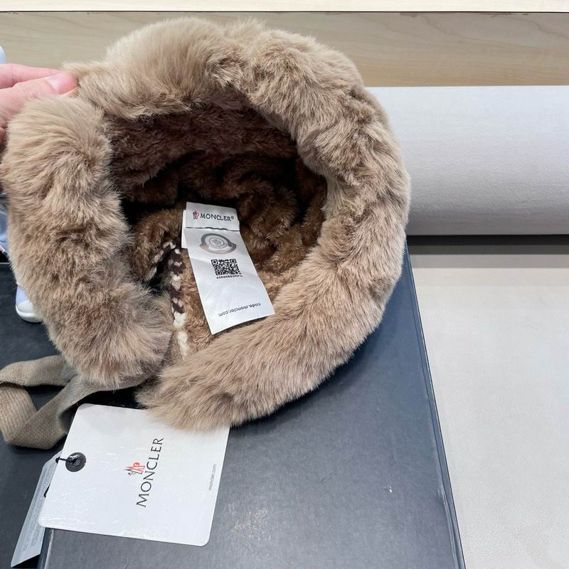 Moncler hat (148)