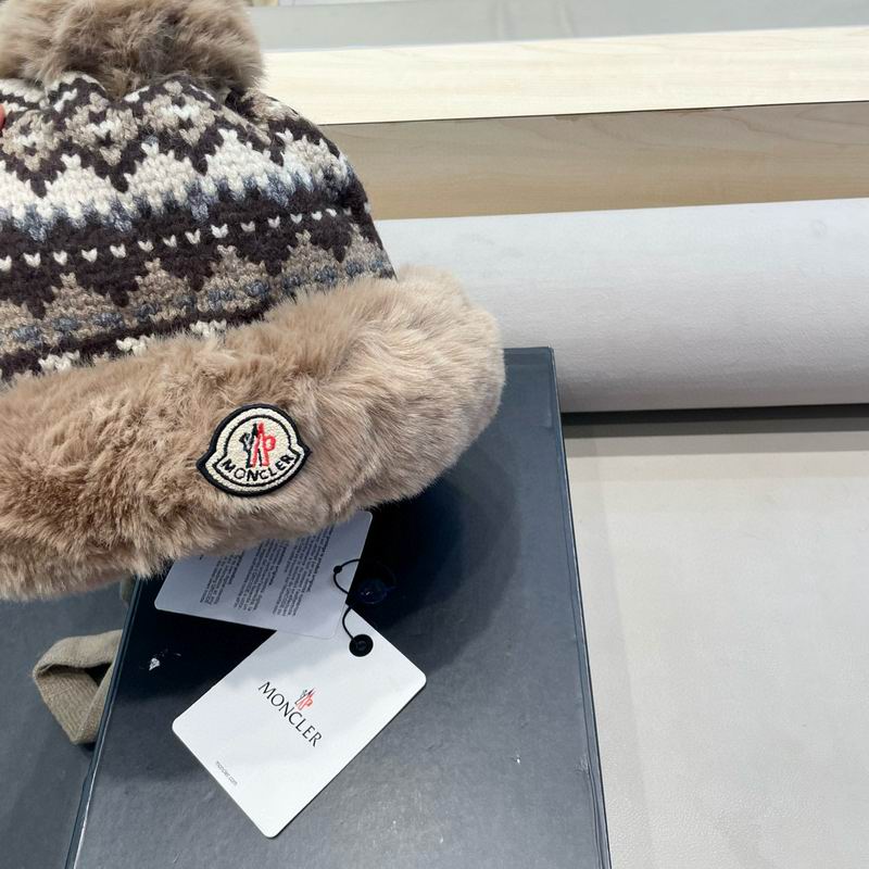 Moncler hat (150)