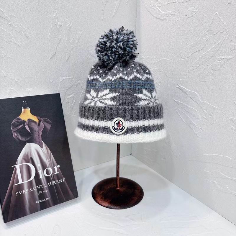 Moncler hat (165)