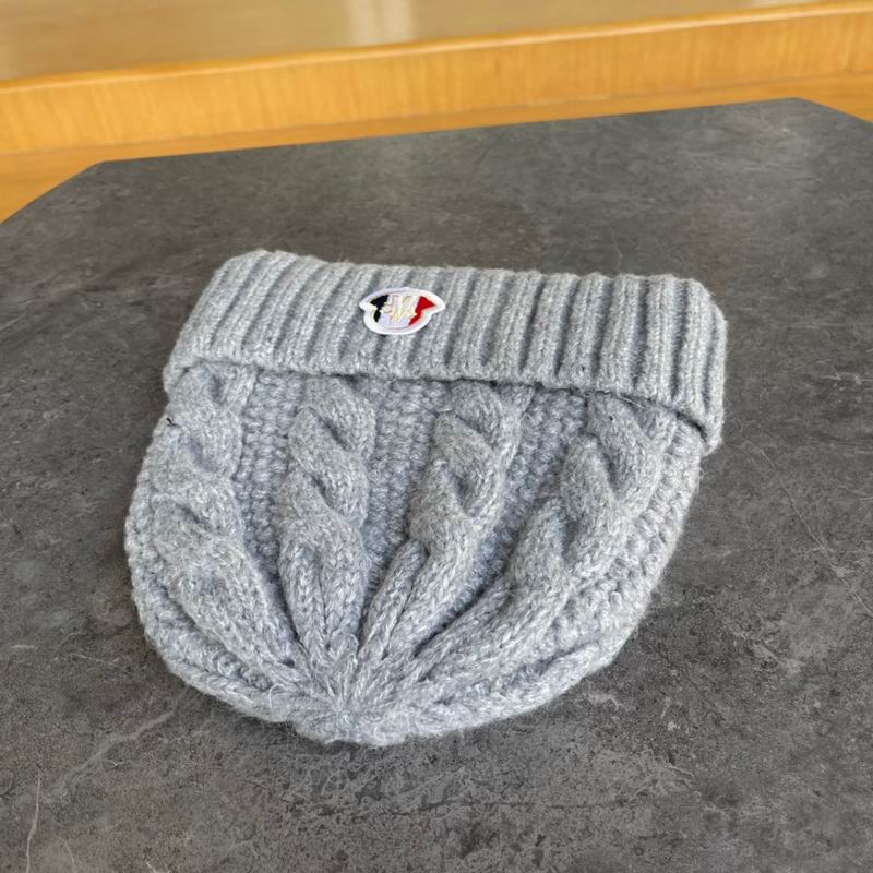 Moncler hat (174)