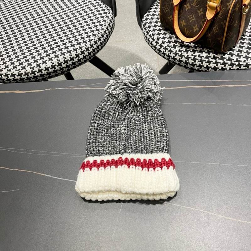 Moncler hat (192)
