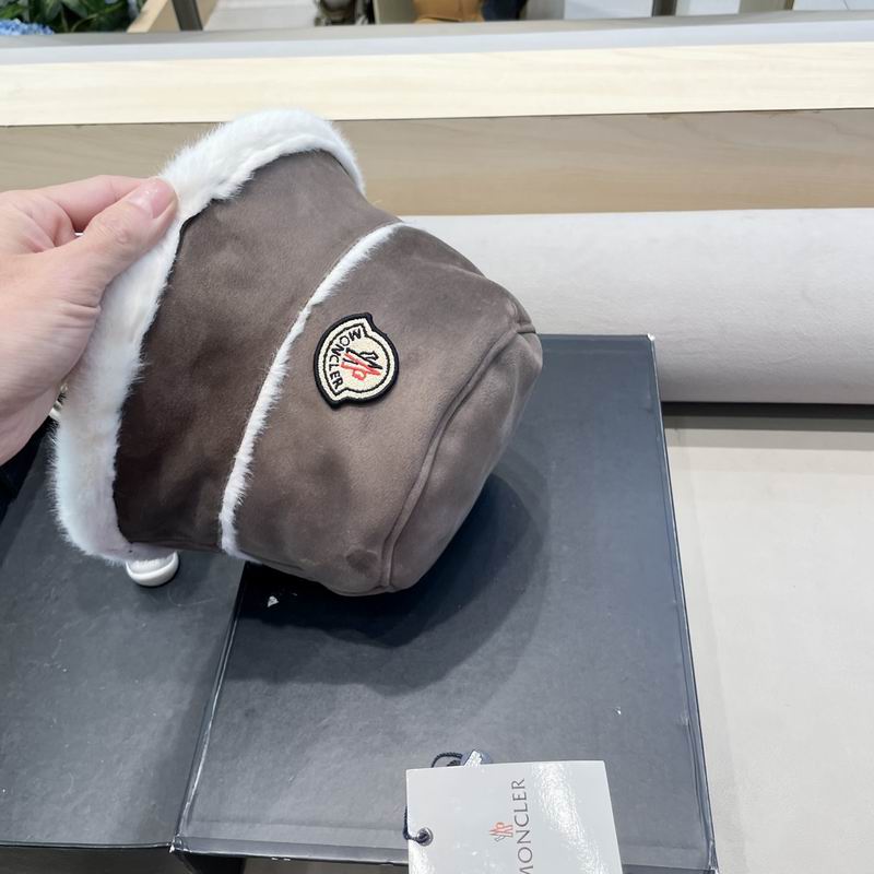 Moncler hat (20)