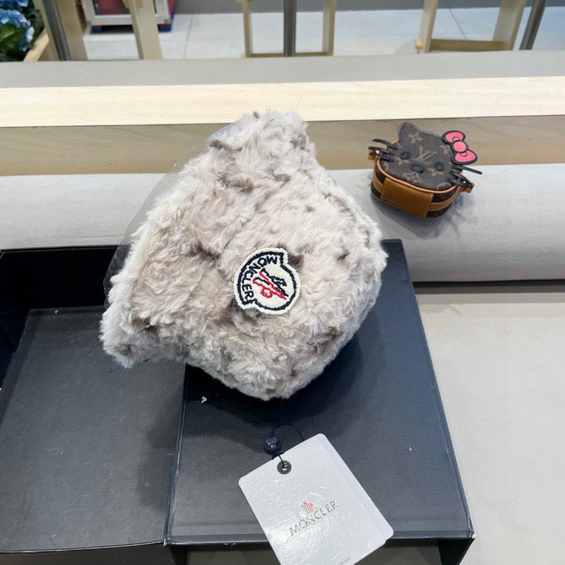 Moncler hat (20)
