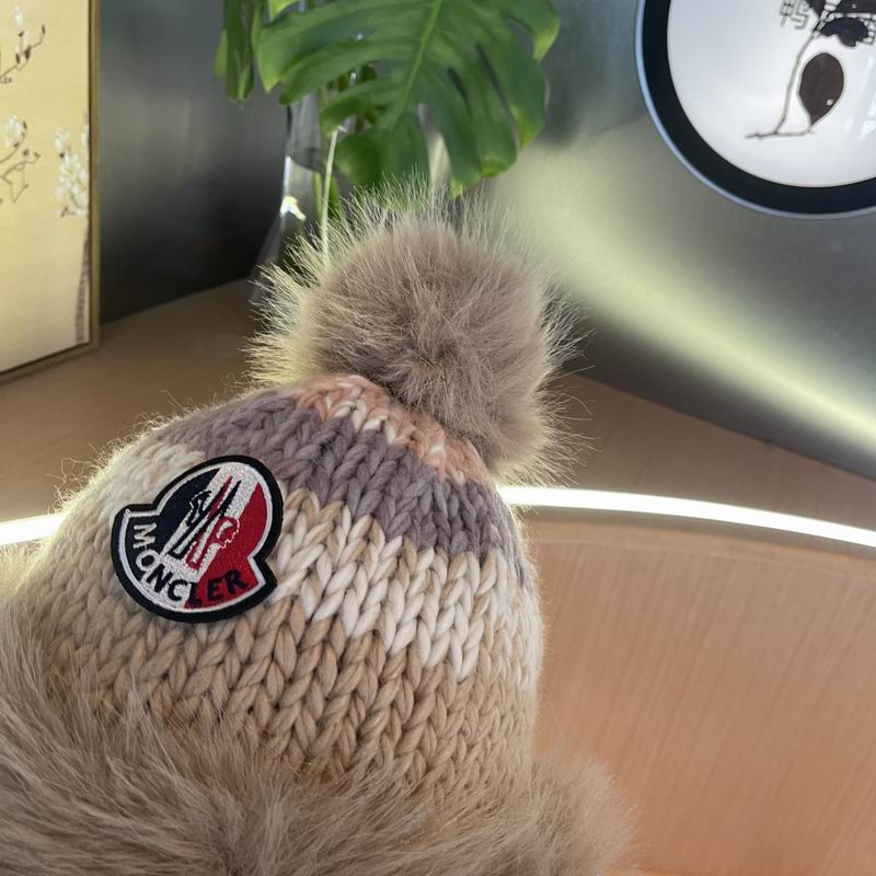 Moncler hat (212)