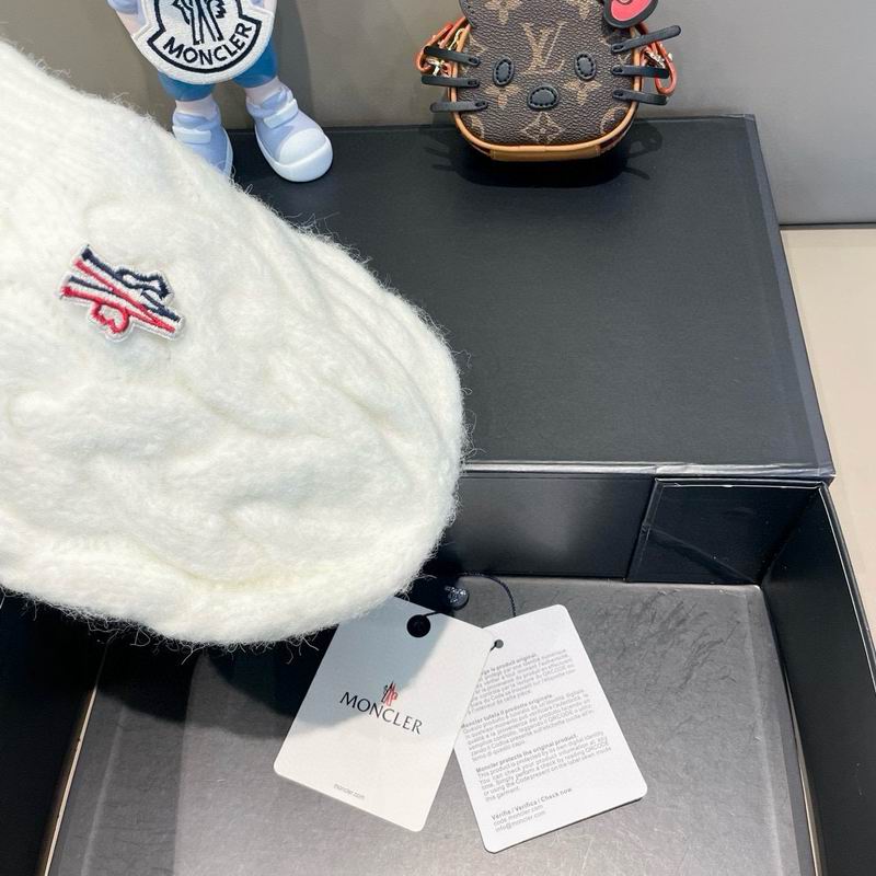 Moncler hat (22)