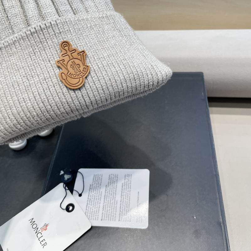Moncler hat (24)