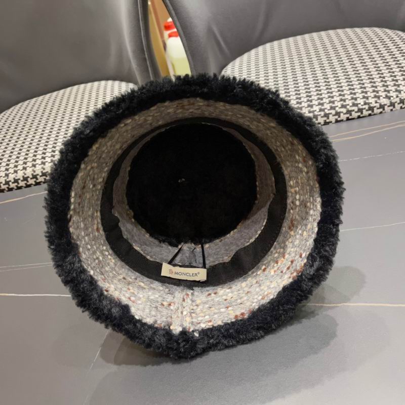 Moncler hat (24)
