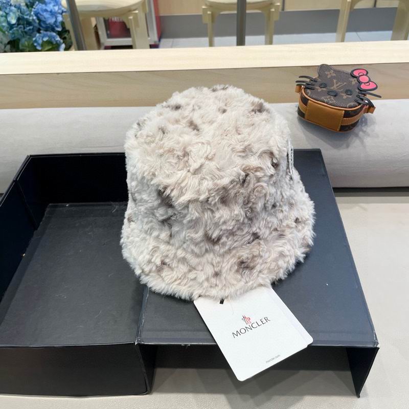 Moncler hat (24)