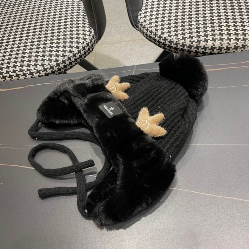 Moncler hat (251)