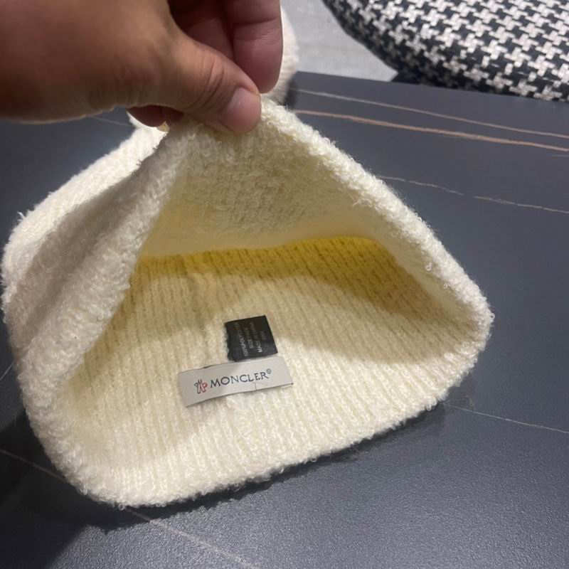 Moncler hat (264)