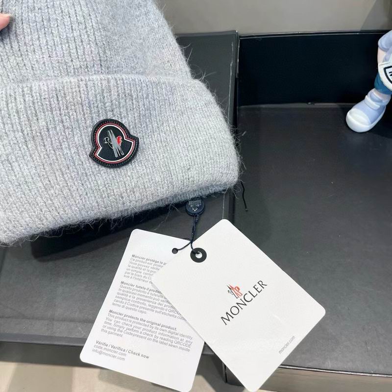 Moncler hat (268)