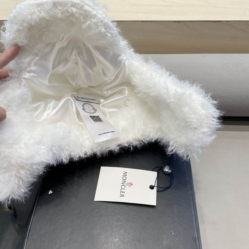 Moncler hat (3)