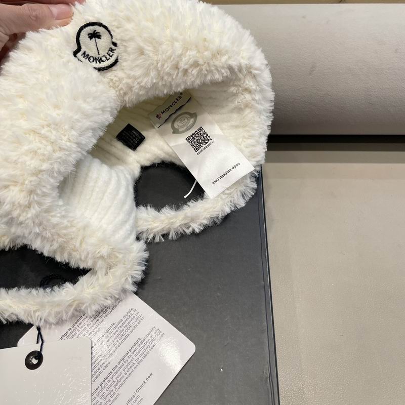 Moncler hat (317)
