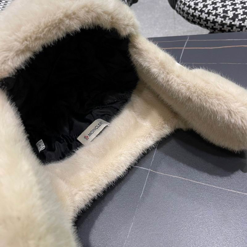 Moncler hat (323)