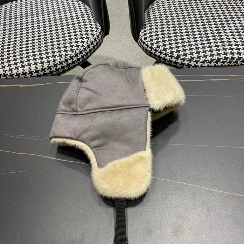 Moncler hat (330)