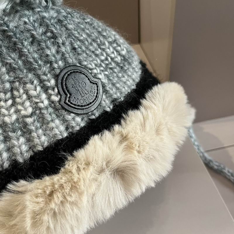 Moncler hat (337)