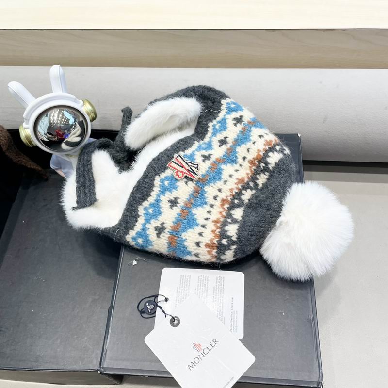 Moncler hat (345)