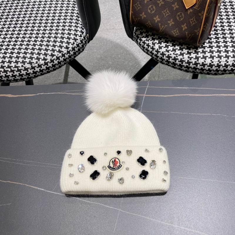 Moncler hat (349)