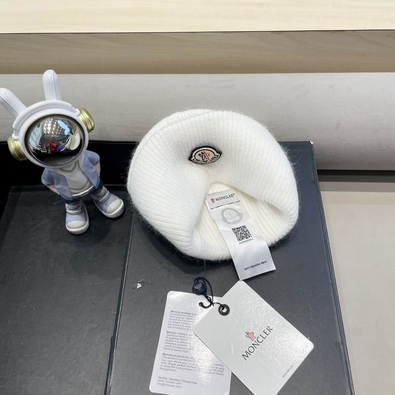 Moncler hat (388)