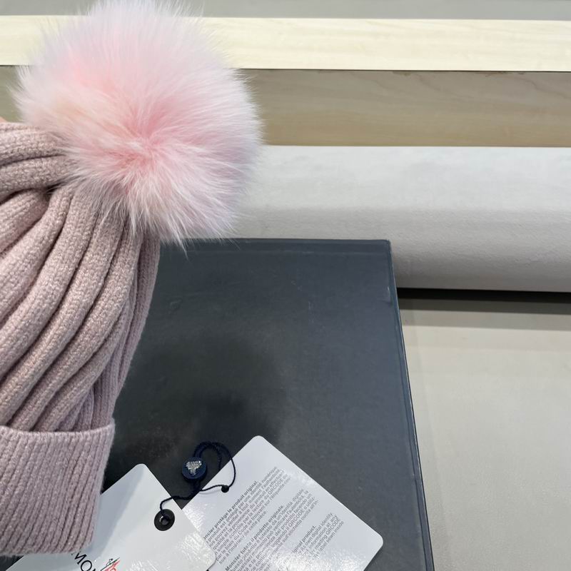 Moncler hat (4)