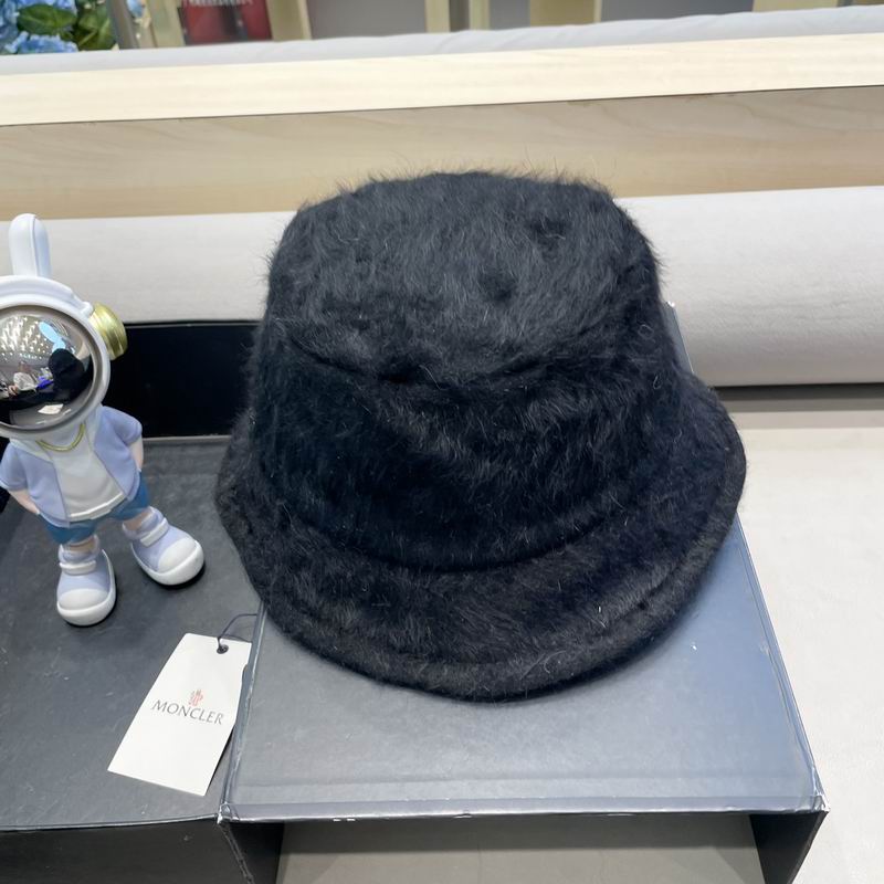 Moncler hat (4)