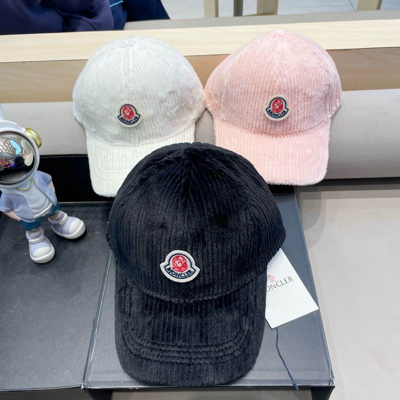 Moncler hat (4)