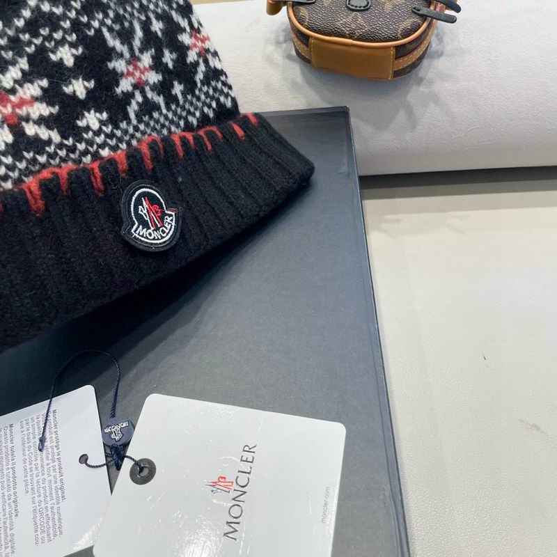 Moncler hat (41)