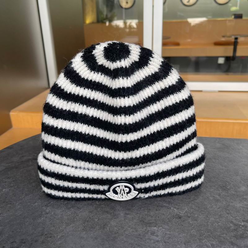 Moncler hat (447)