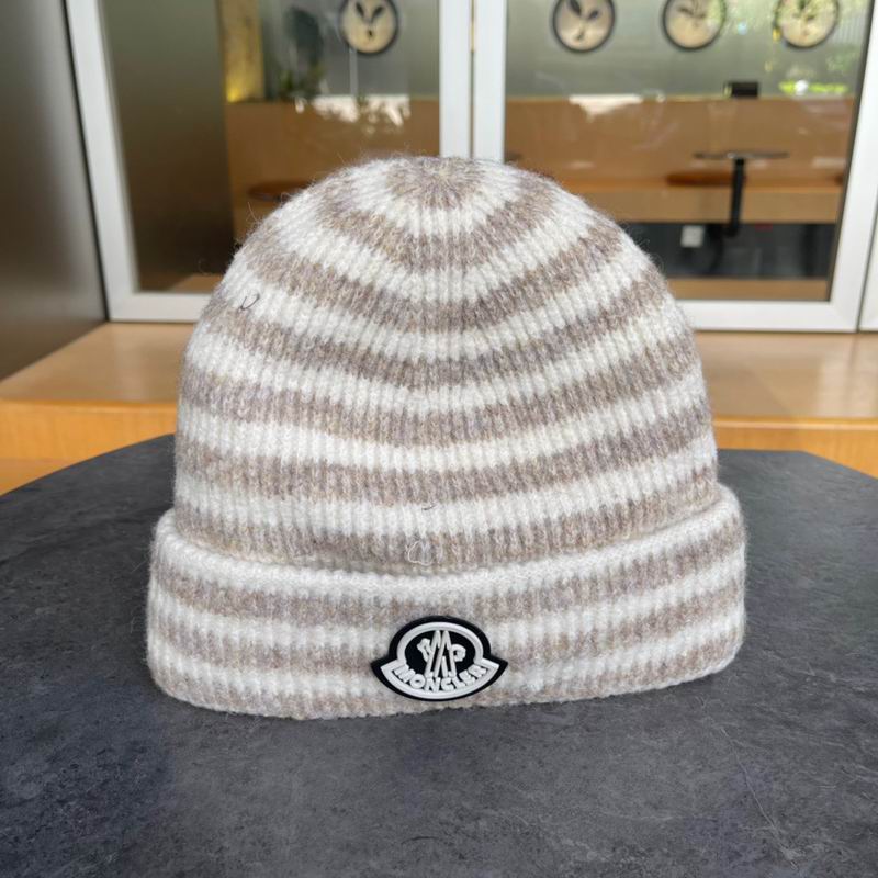 Moncler hat (458)