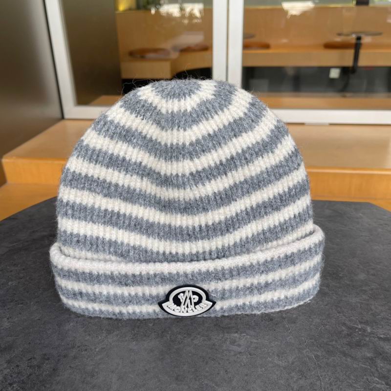Moncler hat (468)