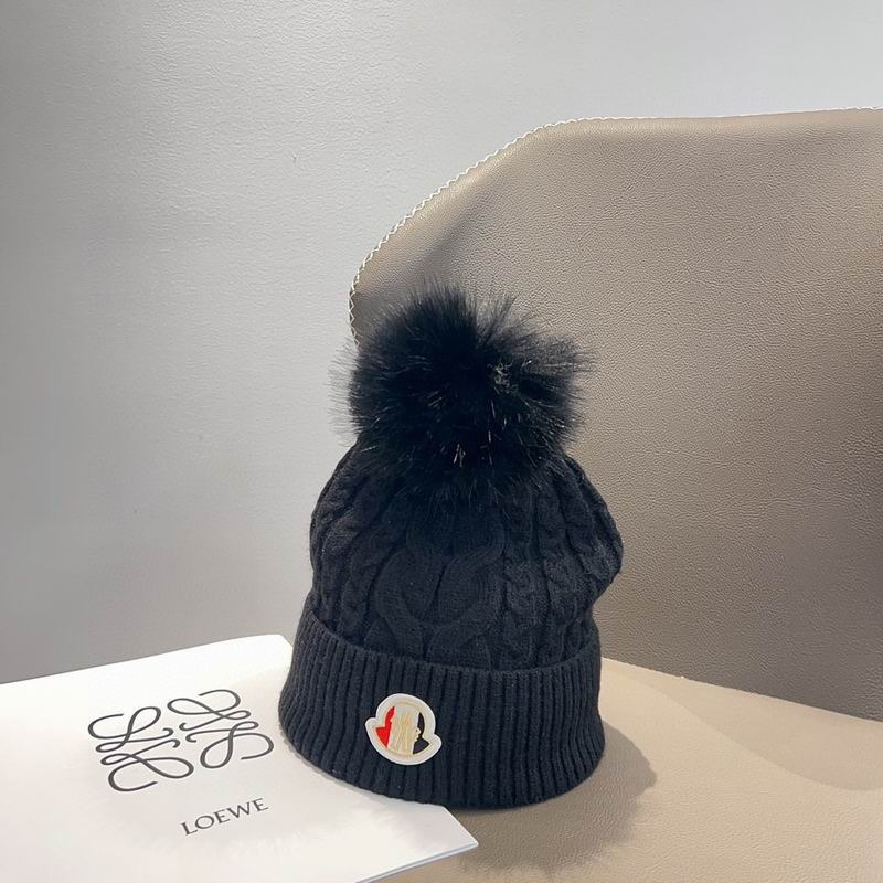 Moncler hat (50)