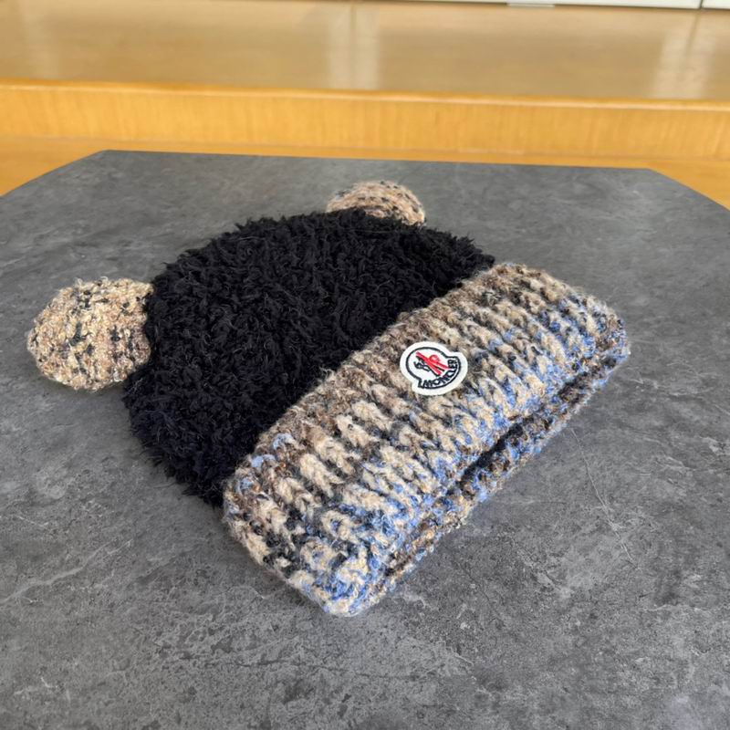 Moncler hat (561)
