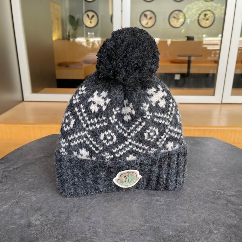 Moncler hat (592)