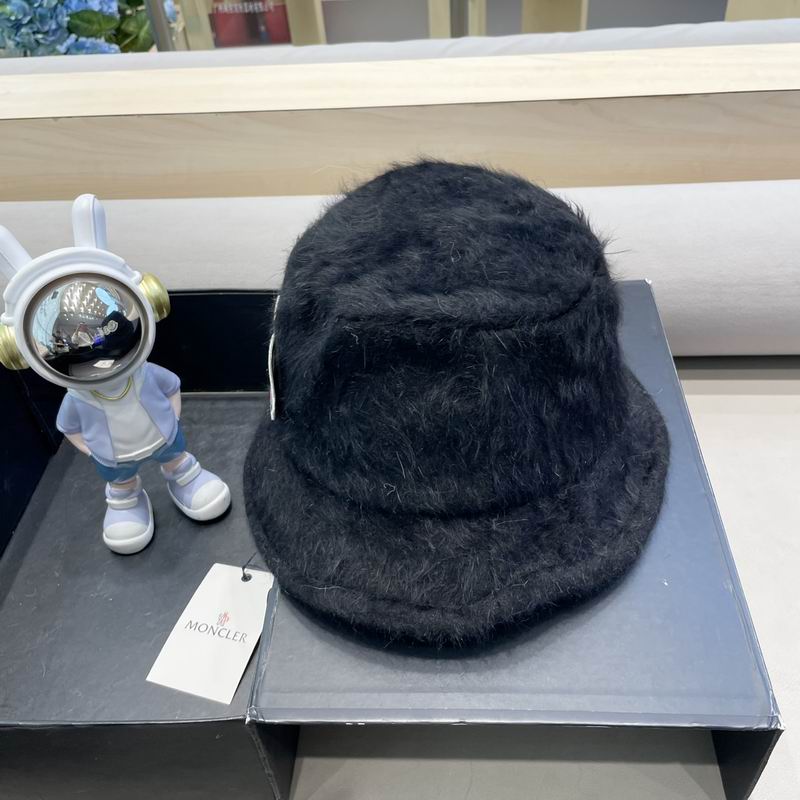 Moncler hat (6)