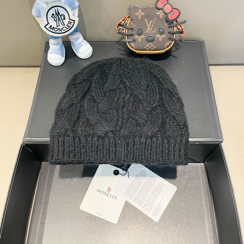 Moncler hat (6)