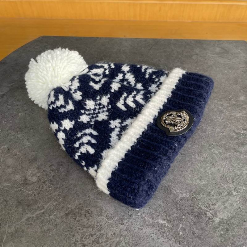 Moncler hat (607)