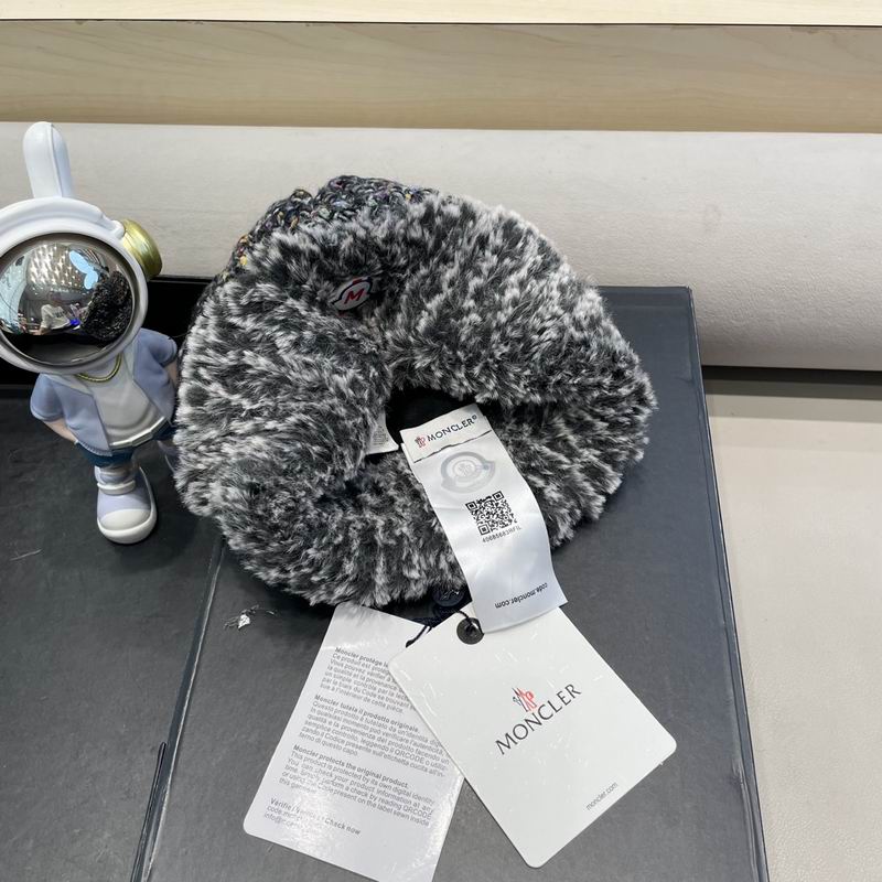 Moncler hat (623)
