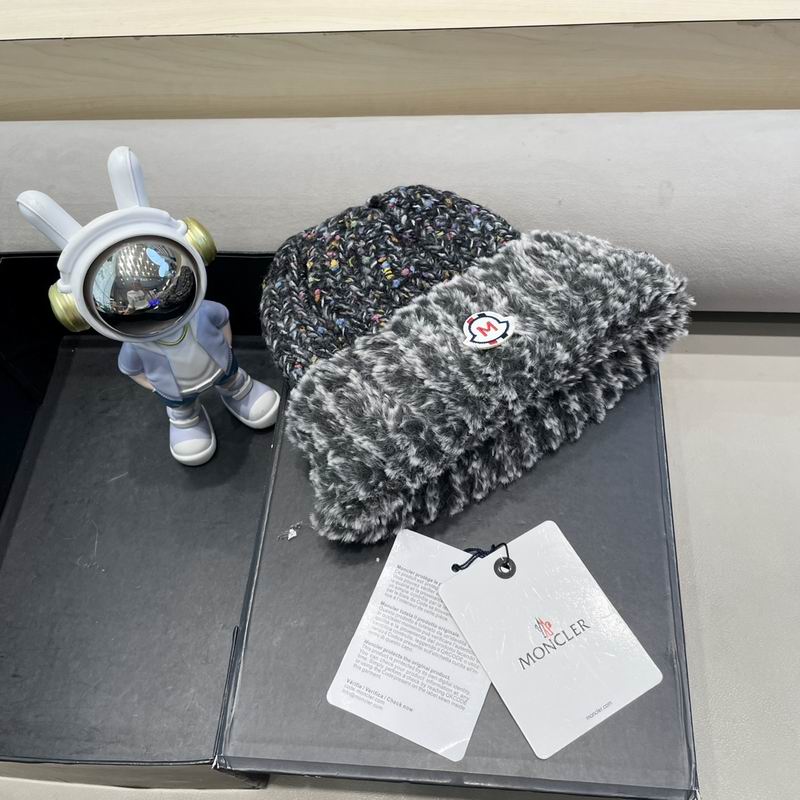 Moncler hat (629)