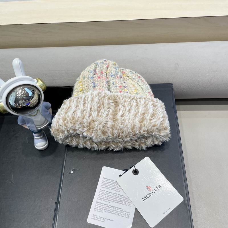 Moncler hat (635)