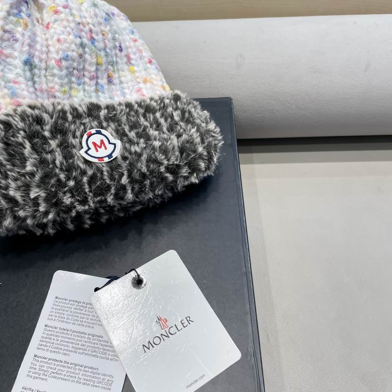 Moncler hat (648)