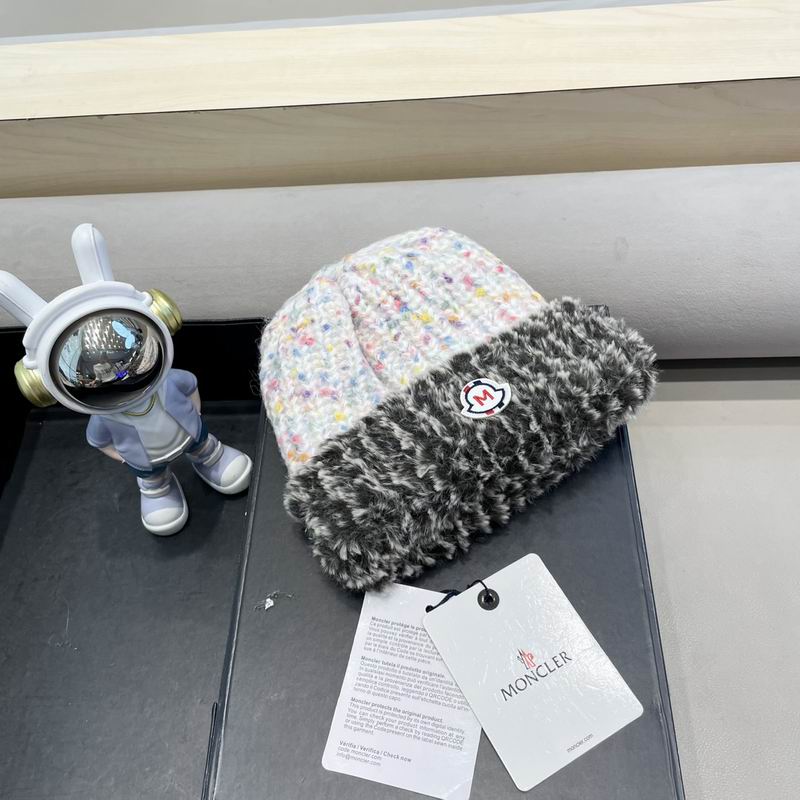 Moncler hat (650)