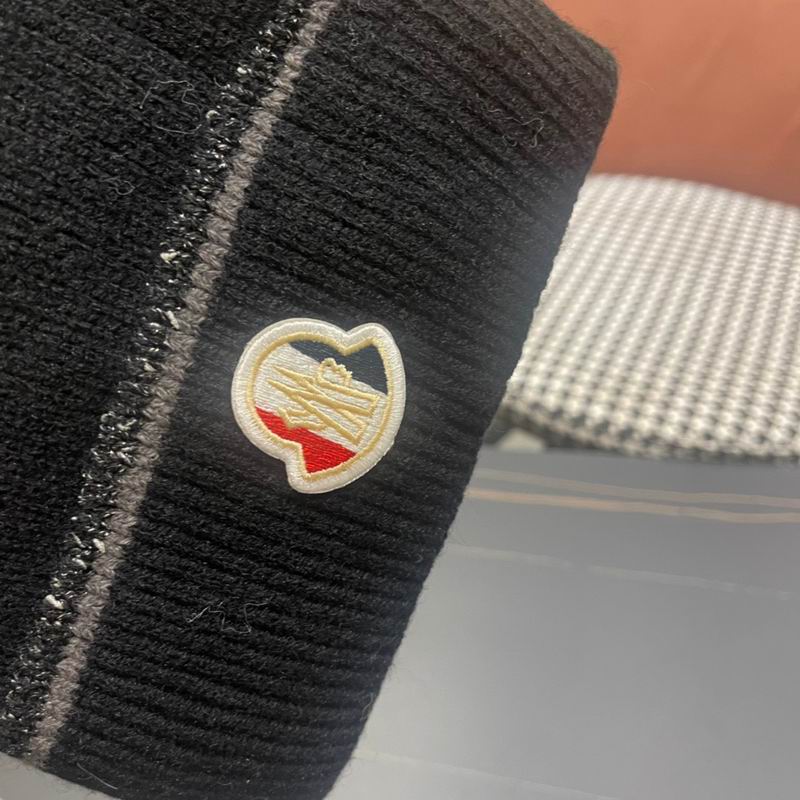 Moncler hat (678)