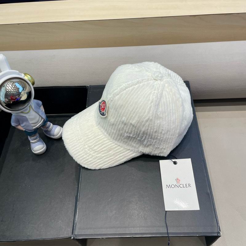 Moncler hat (7)