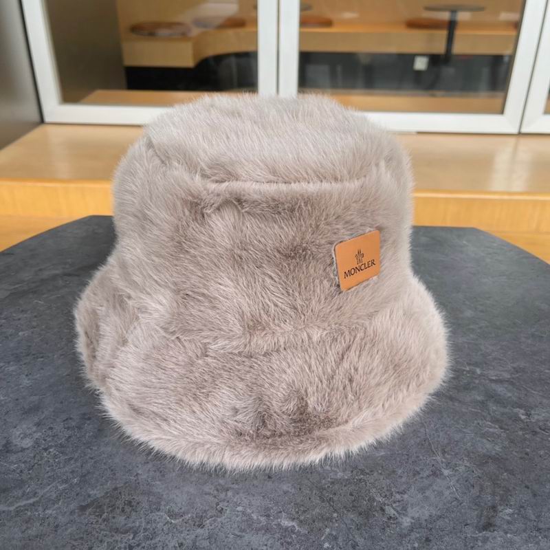 Moncler hat (75)